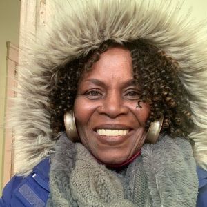 Meet your Posher, Connie